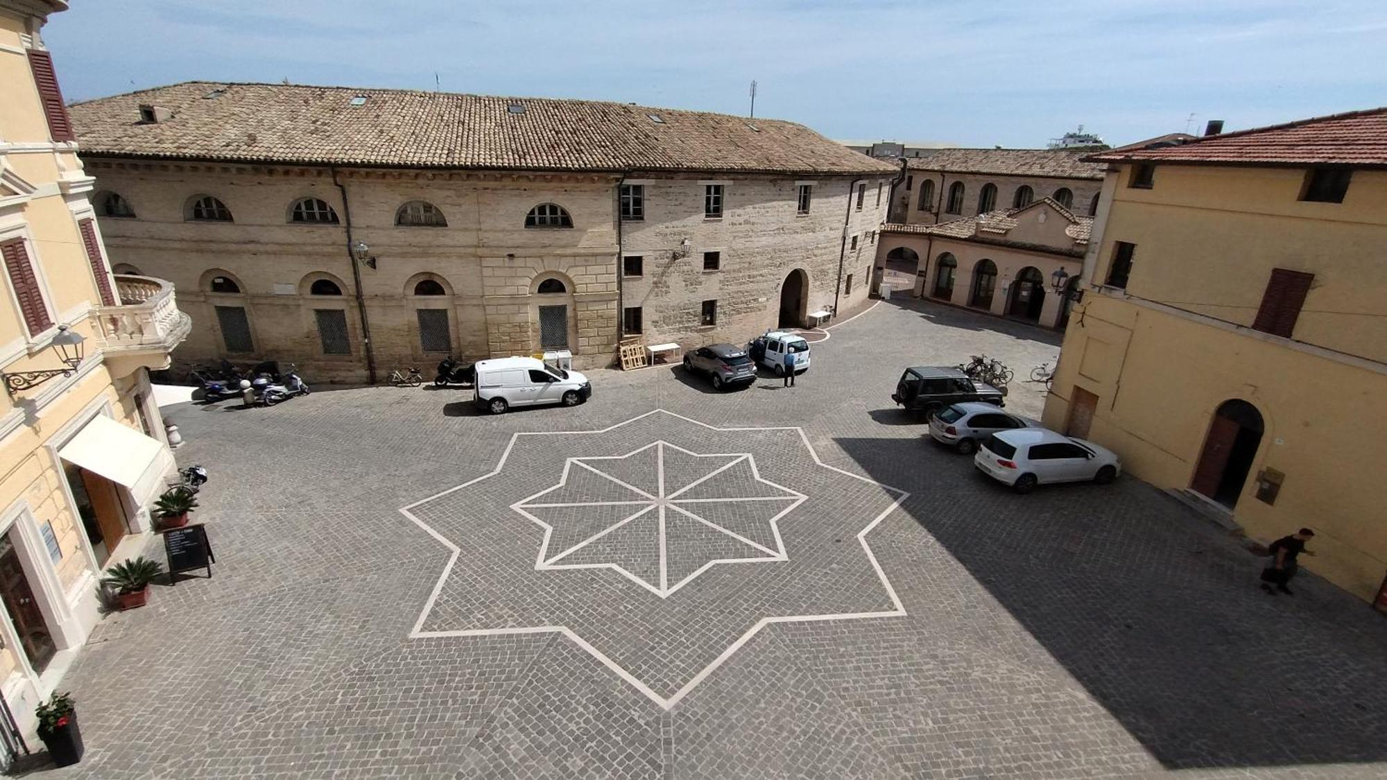 Palazzo Cavalletti - Appartamenti Nel Cuore Di Senigallia Eksteriør bilde